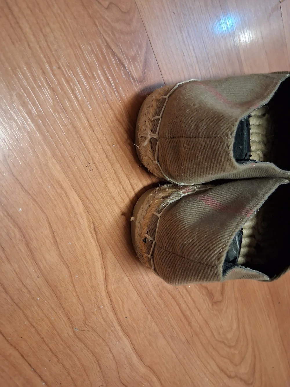 Burberry Plaid Espadrille Flats in Beige and Red